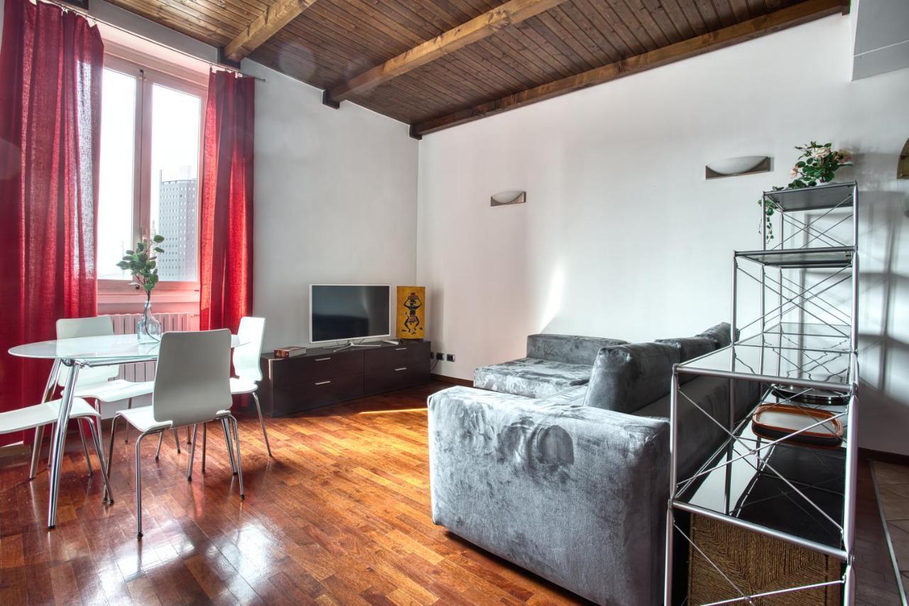 Joivy Charming Apartment In The Heart Of Isola District Milano Exteriör bild