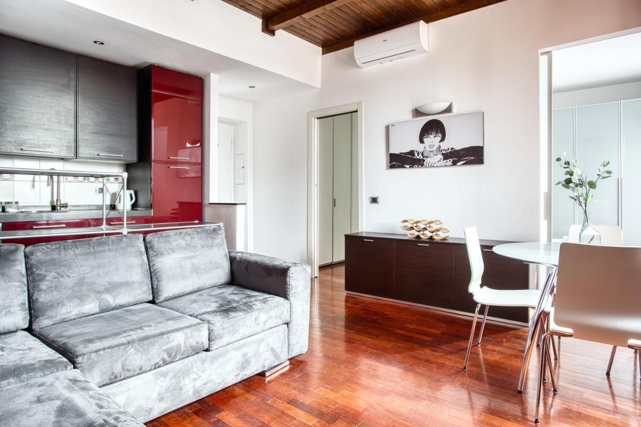 Joivy Charming Apartment In The Heart Of Isola District Milano Exteriör bild